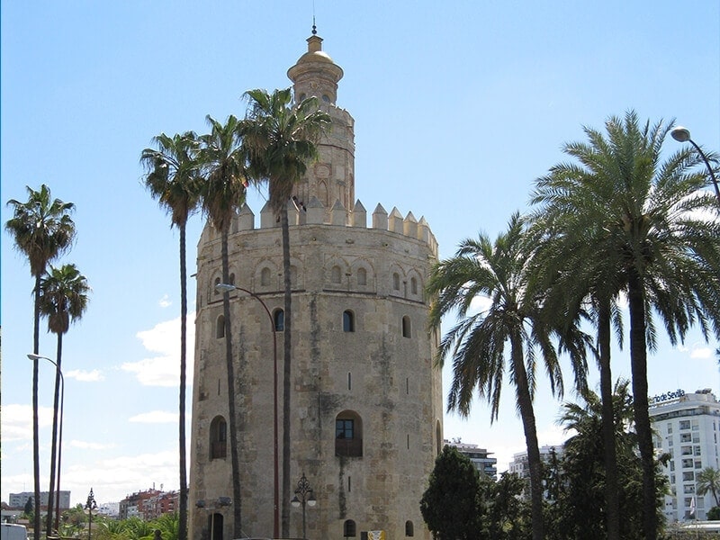 Sightseeing seville torre oro